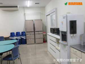 電子部品の検査・軽作業／2交替／落ち着いた職場／月収28万円可